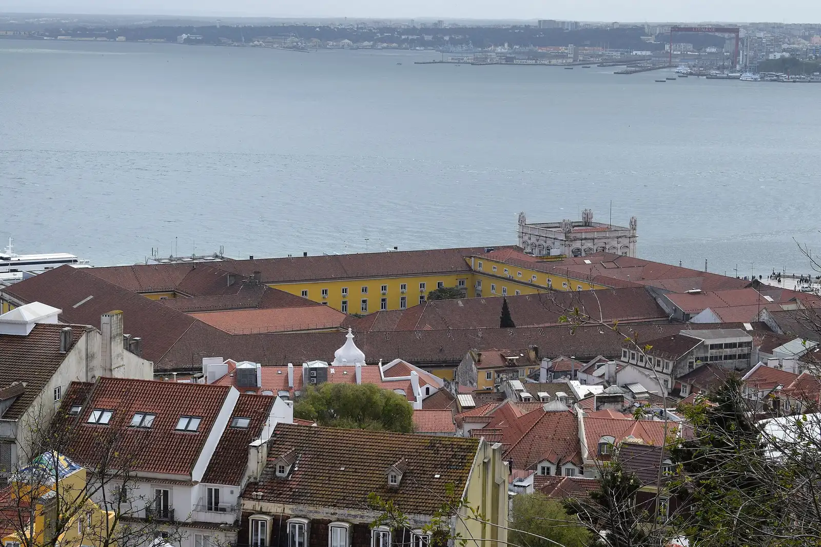 Praça do Comércio and the Tagus seen from above, one of the museums in Lisbon